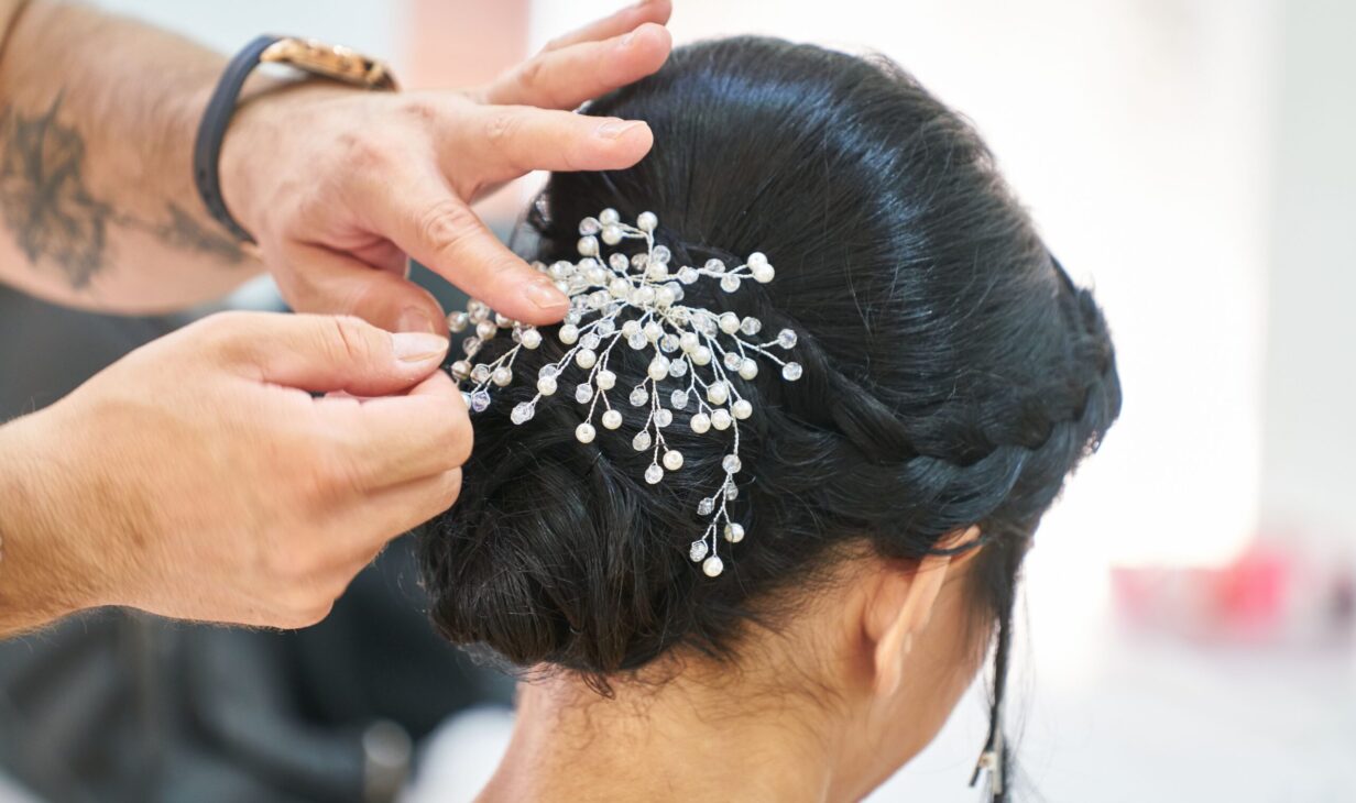 hairstyling